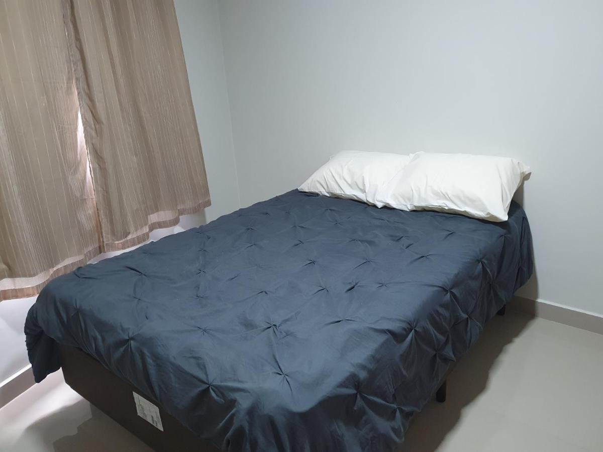 Residencial Pinho Ap 202 *